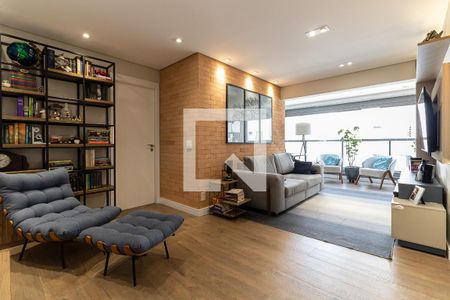 Sala de apartamento à venda com 3 quartos, 98m² em Vila Gumercindo, São Paulo