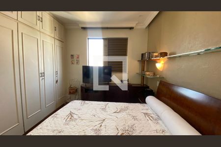 Quarto Suíte de apartamento à venda com 4 quartos, 110m² em Buritis, Belo Horizonte