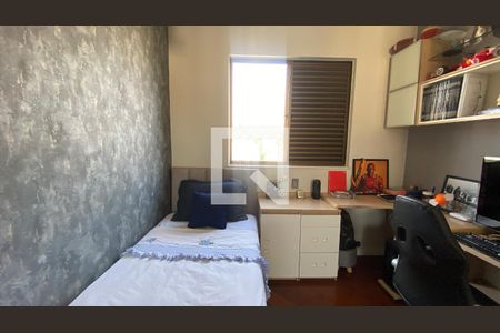 Quarto 2 de apartamento à venda com 4 quartos, 110m² em Buritis, Belo Horizonte