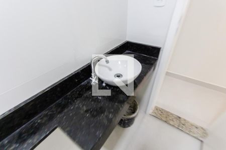 Apartamento à venda com 70m², 3 quartos e 1 vaga Apartamento à venda com 70m², 3 quartos e 1 vagaBanheiro