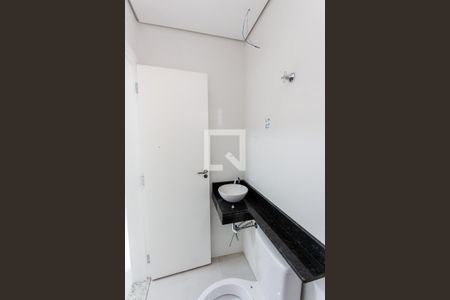 Apartamento à venda com 70m², 3 quartos e 1 vaga Apartamento à venda com 70m², 3 quartos e 1 vagaBanheiro