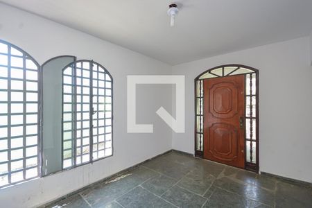 Hall de entrada de casa para alugar com 3 quartos, 438m² em Vila Friburgo, São Paulo