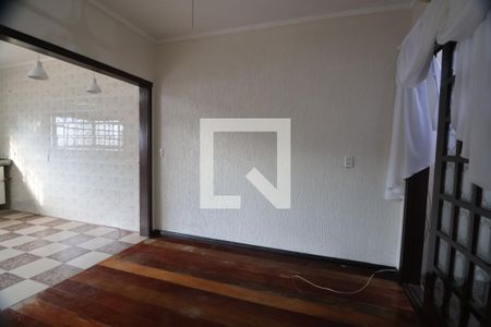 Sala de casa à venda com 3 quartos, 190m² em Fátima, Canoas