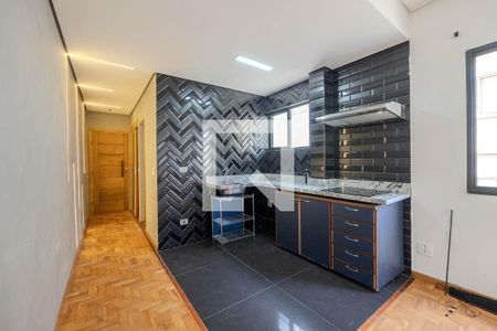 Cozinha de apartamento para alugar com 1 quarto, 55m² em Consolação, São Paulo