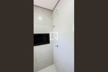 Apartamento à venda com 130m², 3 quartos e 2 vagas Apartamento à venda com 130m², 3 quartos e 2 vagasBanheiro da Suite