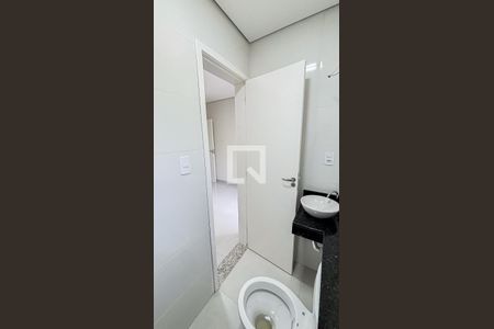 Apartamento à venda com 130m², 3 quartos e 2 vagas Apartamento à venda com 130m², 3 quartos e 2 vagasBanheiro da Suite