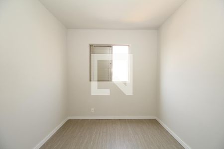 Quarto 1 de apartamento para alugar com 2 quartos, 52m² em Vila Morse, São Paulo