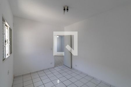 Quarto 2 de casa para alugar com 2 quartos, 60m² em Vila Santana, São Paulo