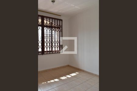 Sala 2 de casa para alugar com 3 quartos, 115m² em Fanny, Curitiba