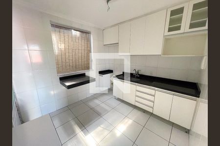 Cozinha de casa à venda com 2 quartos, 95m² em Diamante, Belo Horizonte