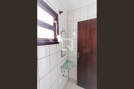 Lavabo de casa para alugar com 3 quartos, 140m² em Santa Maria, Santo André