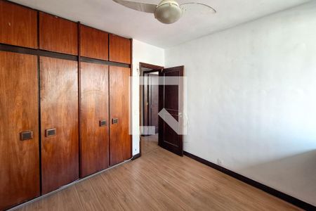 Quarto 1 de apartamento para alugar com 3 quartos, 125m² em Ingá, Niterói