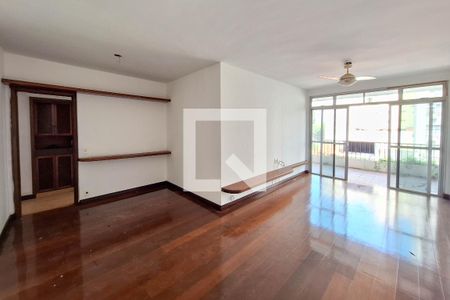 Sala de apartamento à venda com 3 quartos, 125m² em Ingá, Niterói