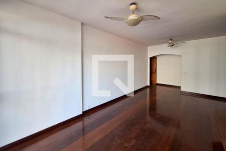 Sala de apartamento para alugar com 3 quartos, 125m² em Ingá, Niterói