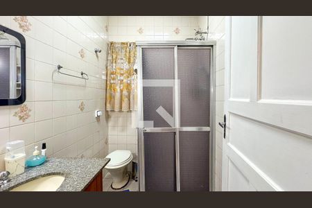 Banheiro de casa à venda com 2 quartos, 100m² em Jardim Patente, São Paulo