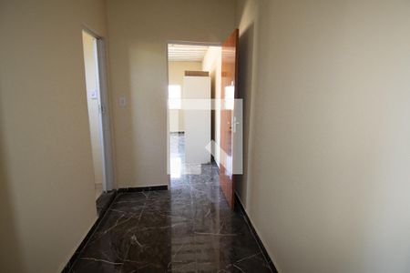 Corredor de casa para alugar com 2 quartos, 60m² em Vila Meriti, Duque de Caxias