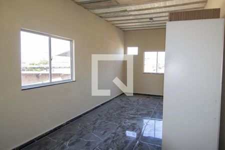 Quarto de casa para alugar com 2 quartos, 60m² em Vila Meriti, Duque de Caxias