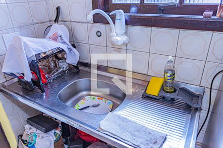 Sala e cozinha de casa para alugar com 1 quarto, 35m² em Parque Panamericano, São Paulo