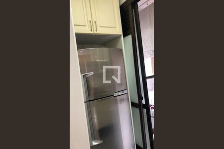 Cozinha de apartamento à venda com 2 quartos, 74m² em Moema, São Paulo