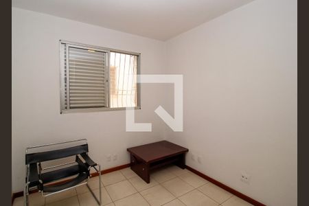 Quarto  de apartamento para alugar com 2 quartos, 160m² em Santa Tereza, Belo Horizonte