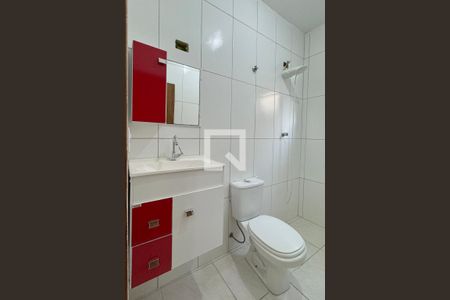 Banheiro de casa para alugar com 1 quarto, 35m² em Jardim Mutinga, Barueri