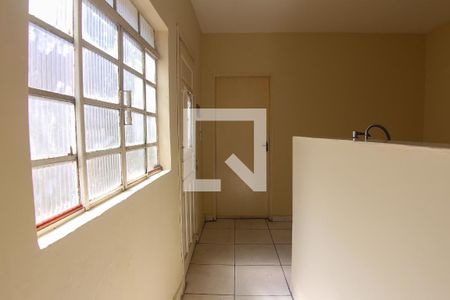 Sala/Quarto/Cozinha de casa para alugar com 1 quarto, 50m² em Cidade Antônio Estevão de Carvalho, São Paulo