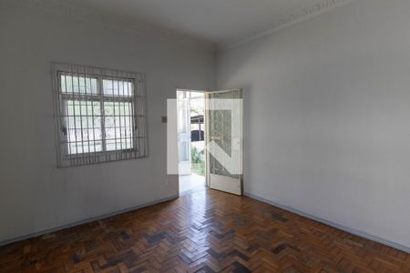 Sala de casa para alugar com 2 quartos, 80m² em Praia da Bandeira, Rio de Janeiro