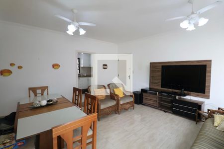 Sala de apartamento para alugar com 3 quartos, 90m² em Jardim Praiano, Guarujá