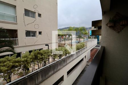 Vista de apartamento para alugar com 3 quartos, 90m² em Jardim Praiano, Guarujá