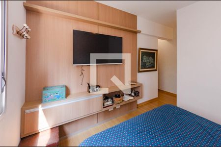 Apartamento à venda com 141m², 3 quartos e 3 vagas Apartamento à venda com 141m², 3 quartos e 3 vagasSuite