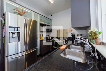 Apartamento à venda com 141m², 3 quartos e 3 vagas Apartamento à venda com 141m², 3 quartos e 3 vagasCozinha