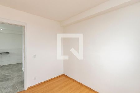 Quarto 1 de apartamento para alugar com 2 quartos, 42m² em Parque Maria Helena, São Paulo