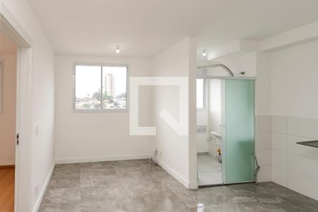 Sala/ Cozinha de apartamento para alugar com 2 quartos, 42m² em Parque Maria Helena, São Paulo