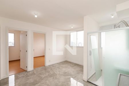 Sala/ Cozinha de apartamento para alugar com 2 quartos, 42m² em Parque Maria Helena, São Paulo