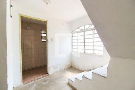 Hall de casa para alugar com 3 quartos, 180m² em Cidade Antônio Estevão de Carvalho, São Paulo