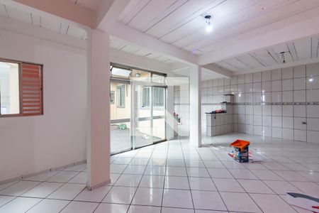 Sala  de casa para alugar com 1 quarto, 250m² em Padroeira, Osasco