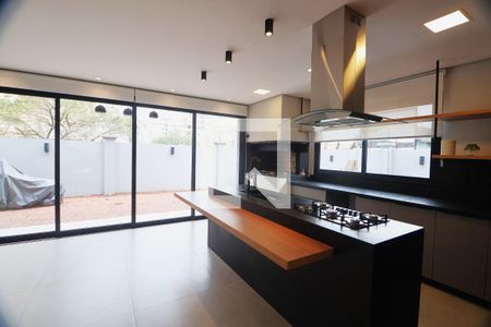 Cozinha de casa de condomínio à venda com 4 quartos, 210m² em Fátima, Canoas