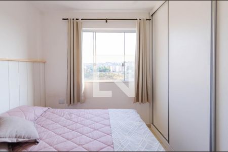 Suíte de apartamento à venda com 2 quartos, 60m² em Álvaro Camargos, Belo Horizonte