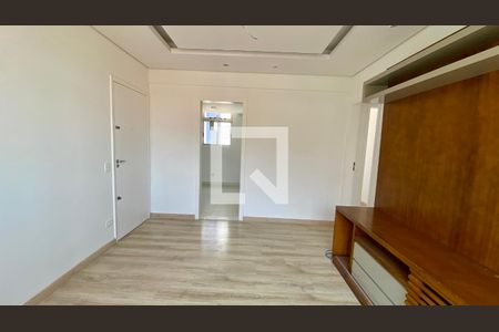 Sala de apartamento para alugar com 3 quartos, 100m² em Padre Eustáquio, Belo Horizonte