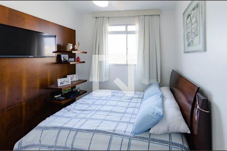 Quarto 1 de apartamento à venda com 3 quartos, 81m² em Jardim América, Belo Horizonte