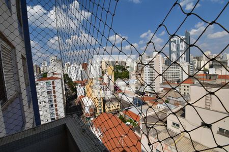 Sala - Vista de apartamento à venda com 3 quartos, 90m² em Centro, Campinas