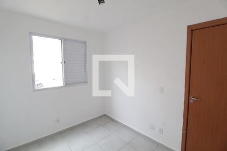 Quarto 2 de apartamento para alugar com 2 quartos, 39m² em São Jorge, Uberlândia