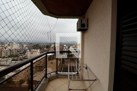 Apartamento para alugar com 98m², 3 quartos e 2 vagas Apartamento para alugar com 98m², 3 quartos e 2 vagasVaranda