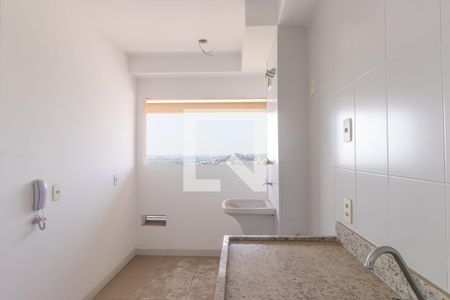 Sala/Cozinha de apartamento para alugar com 3 quartos, 166m² em Jardim das Belezas, Carapicuíba