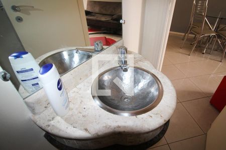 Lavabo de apartamento à venda com 1 quarto, 45m² em Vila Uberabinha, São Paulo