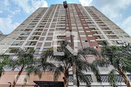 Apartamento para alugar com 53m², 2 quartos e 1 vaga Apartamento para alugar com 53m², 2 quartos e 1 vagaFachada