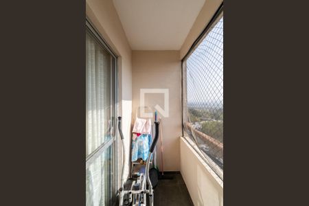 Sacada Sala de apartamento para alugar com 3 quartos, 67m² em Parque Císper, São Paulo