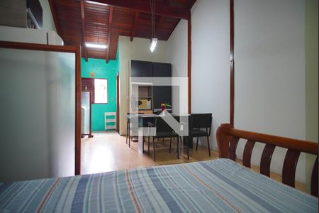 Quarto - Cozinha de casa à venda com 7 quartos, 360m² em Bela Vista, Porto Alegre