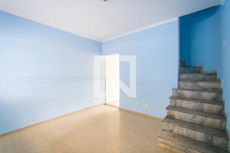 Sala de casa à venda com 2 quartos, 106m² em Vila Eldizia, Santo André