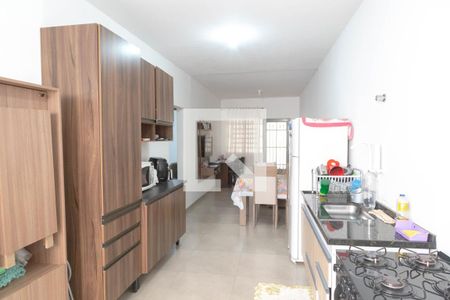 Sala de casa à venda com 2 quartos, 115m² em Vila Galvão, Guarulhos